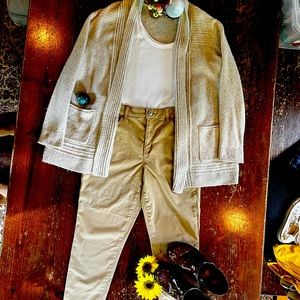 American Eagle Khaki Jeggins